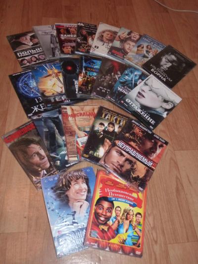 Лот: 4695024. Фото: 1. DVD диски с фильмами. Видеозаписи, фильмы