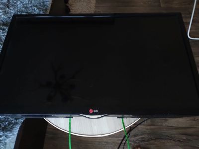 Лот: 16959742. Фото: 1. Телевизор LG32LN570V. Телевизоры