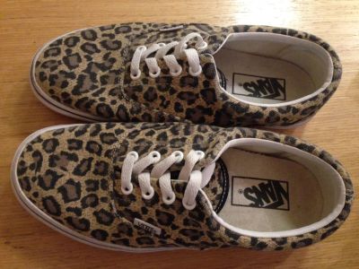 Лот: 8941435. Фото: 1. Кеды Vans. Кеды, кроссовки, слипоны