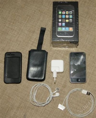 Лот: 1092270. Фото: 1. IPhone 3G оригинальный русский... Кнопочные мобильные телефоны