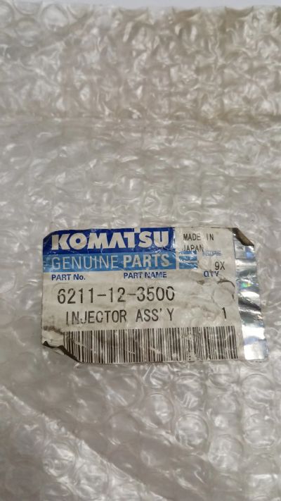 Лот: 19513212. Фото: 1. Топливная форсунка komatsu 6211-12-3500. Топливная система