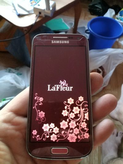 Лот: 15261776. Фото: 1. Сотовый телефон Samsung Galaxy... Кнопочные мобильные телефоны
