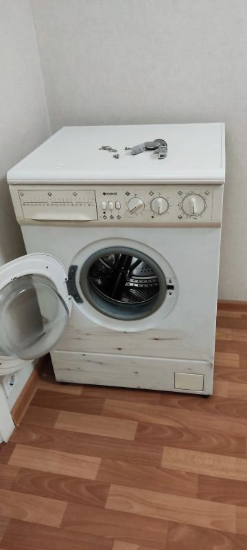 Лот: 25362015. Фото: 1. Стиральная машина indesit не работает... Стиральные машины