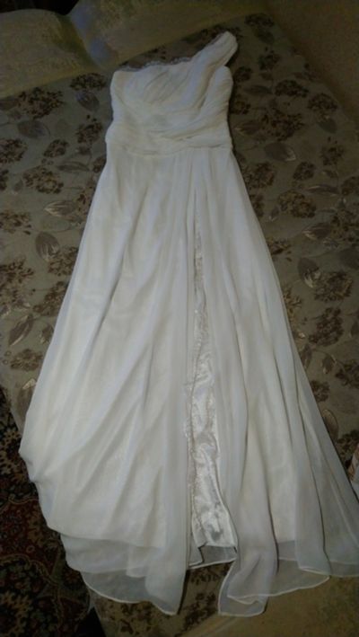 Лот: 12965868. Фото: 1. Платье белое 42-44. Платья