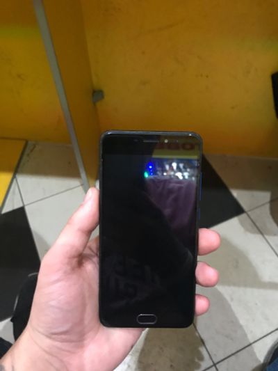 Лот: 15456753. Фото: 1. Смартфон Meizu M6. Смартфоны