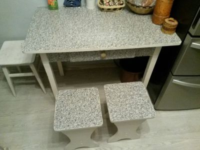 Лот: 9132285. Фото: 1. Кухонный стол и стулья. Столы, стулья, обеденные группы
