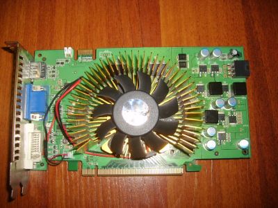 Лот: 4506692. Фото: 1. PCI-E 512Mb 8600GTS. Видеокарты