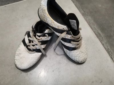 Лот: 15474518. Фото: 1. бутсы грунтовки adidas 34 р-р. Кеды, кроссовки