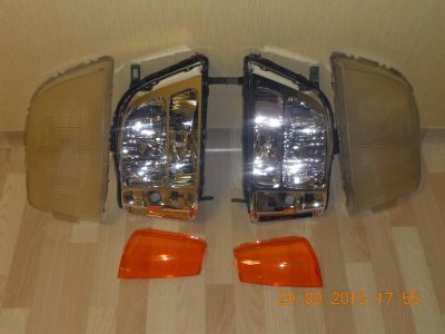 Лот: 3229002. Фото: 1. фары Honda Stepwgn RF1. Оптика и освещение