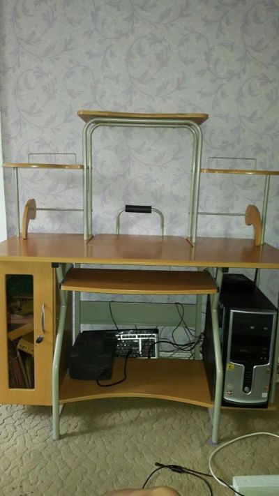 Лот: 7814613. Фото: 1. Компьютерный стол. Компьютерные и письменные столы