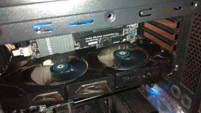 Лот: 12960521. Фото: 1. Видеокарта Sapphire Radeon HD... Видеокарты