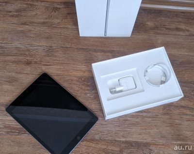 Лот: 14020562. Фото: 1. iPad 2018 Wi-Fi 32Gb Space Gray. Планшеты