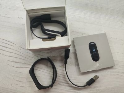 Лот: 25359158. Фото: 1. Браслет часы mi band 3 с доп.ремешком... Смарт-часы, фитнес-браслеты, аксессуары