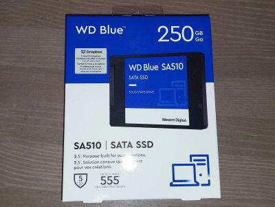 Лот: 23604010. Фото: 1. Новый SSD 250 ГБ WD BLUE WDS250G3B0A-00AXR0... SSD-накопители