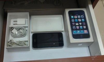 Лот: 1044844. Фото: 1. iPhone 3gs 16 Gb, Белый, Американец. Кнопочные мобильные телефоны