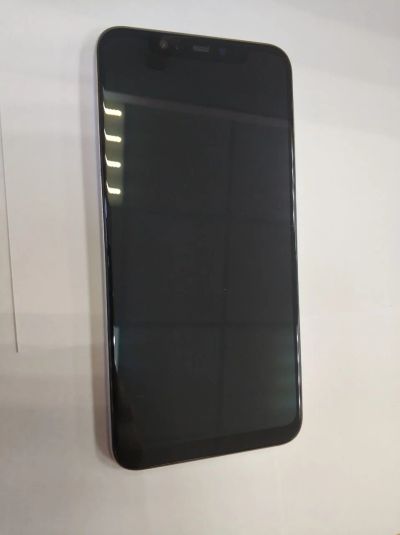 Лот: 14298790. Фото: 1. Xiaomi Mi 8 6/128Gb White EAC... Смартфоны