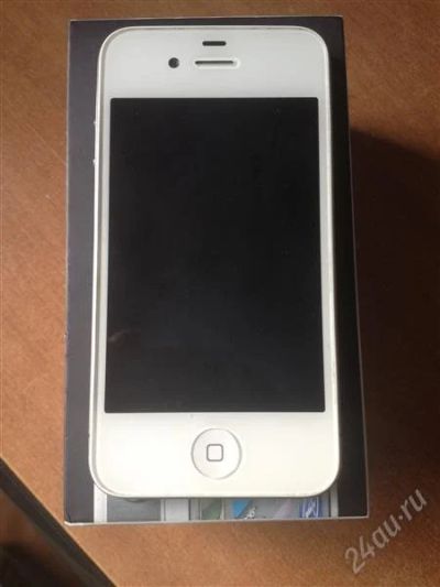 Лот: 2258084. Фото: 1. Iphone 4 32gb Белый Идеал. Смартфоны