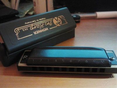 Лот: 2356197. Фото: 1. Губная гармошка (HOHNER)Торги... Другое (музыкальные инструменты)