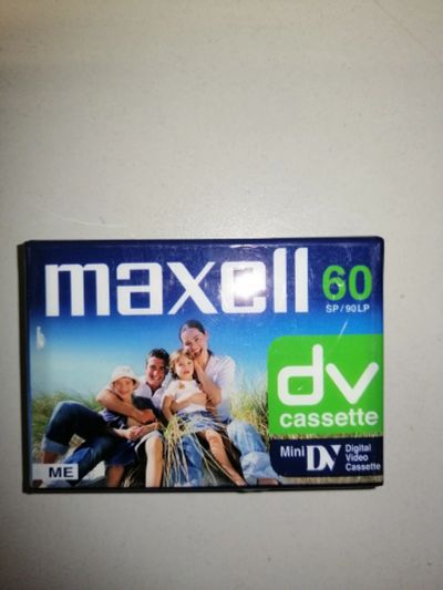 Лот: 15743895. Фото: 1. Видео кассета maxell 60min. Видеозаписи, фильмы