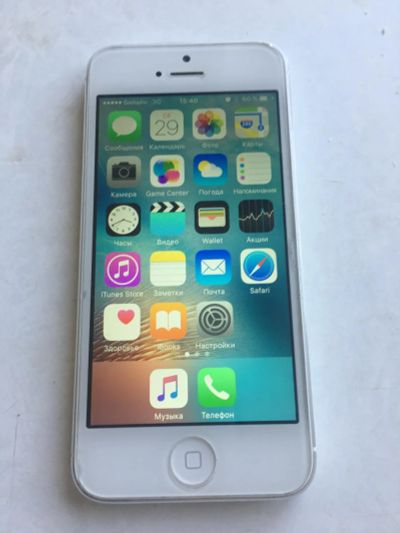 Лот: 9578263. Фото: 1. Продам Iphone 5 16Gb silver. Смартфоны