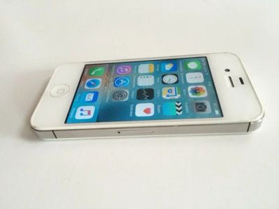 Лот: 7933925. Фото: 1. Apple Iphone 4S 8GB. Смартфоны