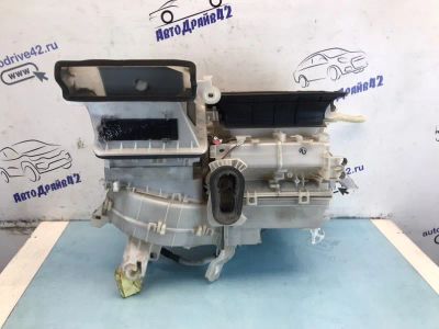 Лот: 24347161. Фото: 1. корпус отопителя toyota corolla... Двигатель и элементы двигателя