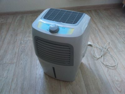 Лот: 12262950. Фото: 1. Увлажнитель воздуха FanLine VE-200. Увлажнители и мойки воздуха