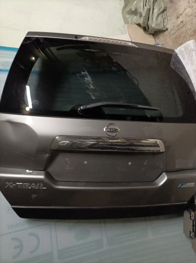 Лот: 21115915. Фото: 1. Nissan x-trail 5 дверь. Кузов