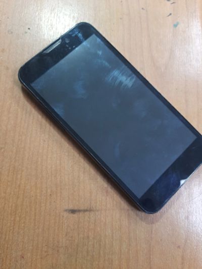 Лот: 21011190. Фото: 1. Телефон Zte skate 2. Смартфоны