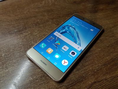 Лот: 12613771. Фото: 1. Смартфон Huawei Y7 (TRT-LX1). Смартфоны