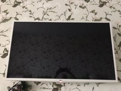 Лот: 17891756. Фото: 1. Телевизор LG 19 дюймов. Телевизоры