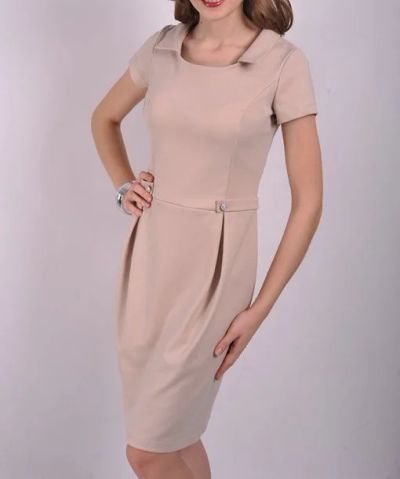 Лот: 3274947. Фото: 1. Платье с короткими рукавами в... Платья