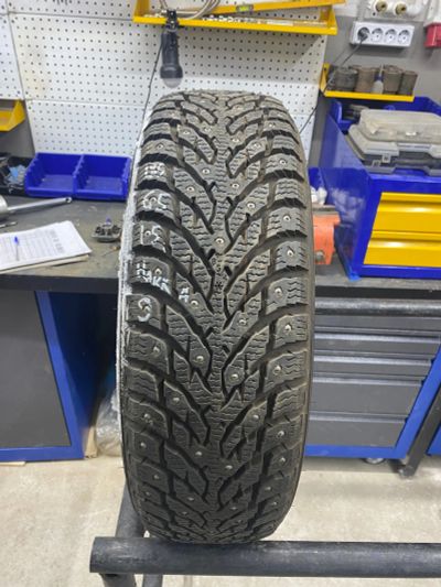 Лот: 21259096. Фото: 1. 1шт. 185-65-R15 Nokian Hakkapeliitta... Шины