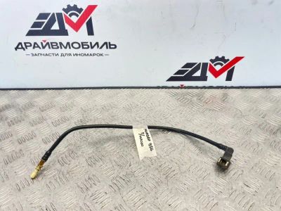 Лот: 25716637. Фото: 1. трубка топливная Ford Mondeo B4Y. Топливная система