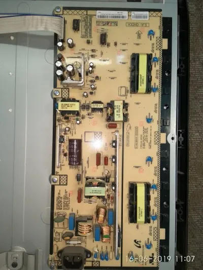 Лот: 25736394. Фото: 1. BN44-00260C tv Samsung LE32B450. Запчасти для телевизоров, видеотехники, аудиотехники