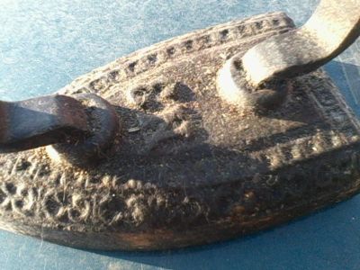 Лот: 5022459. Фото: 1. утюг литьё+ковка. Орудия труда