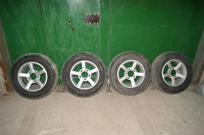 Лот: 1171255. Фото: 1. Продам зимнюю резину на литье... Шины на дисках