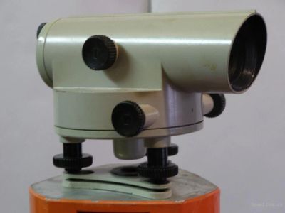 Лот: 4451039. Фото: 1. Нивелир Н3-К, бу, 1981 г.в. Ручной инструмент