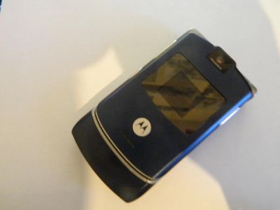 Лот: 6616609. Фото: 1. С рубля) Легендарный Motorola... Кнопочные мобильные телефоны