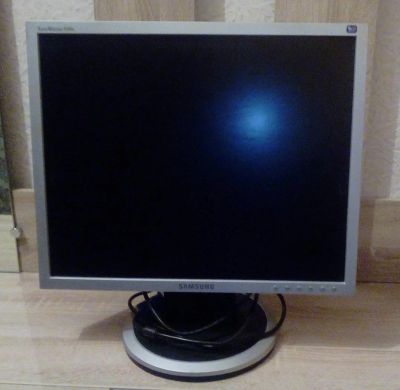 Лот: 5029374. Фото: 1. Samsung SyncMaster 940N. ЖК-мониторы