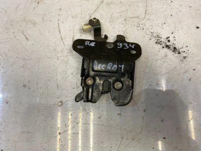 Лот: 21714091. Фото: 1. замок багажника Hyundai Accent... Двигатель и элементы двигателя