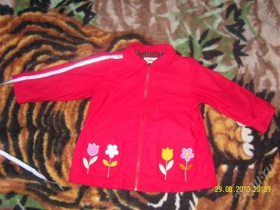 Лот: 499534. Фото: 1. Куртка на дев. 4-5 лет. Другое (дети растут)