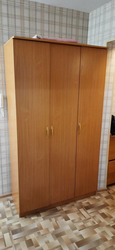 Лот: 18121609. Фото: 1. Шкаф. Шкафы, шкафы-купе