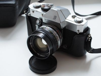 Лот: 9653205. Фото: 1. Механическая Японская камера Petri... Плёночные зеркальные