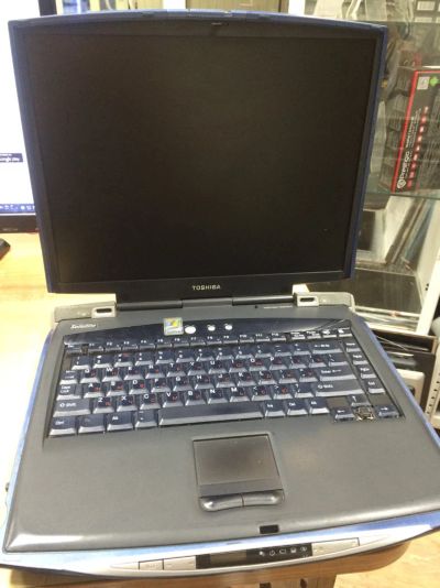 Лот: 9324679. Фото: 1. ноутбук Toshiba 5005-5504 рабочий... Ноутбуки