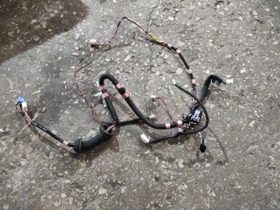 Лот: 21402649. Фото: 1. проводка с двери Toyota Harrier... Двигатель и элементы двигателя