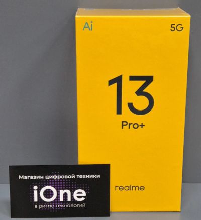 Лот: 24789375. Фото: 1. Realme 13 Pro Plus 12/512Gb Gold... Смартфоны