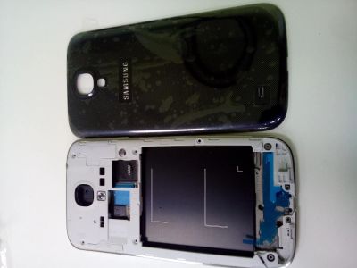 Лот: 12316970. Фото: 1. Корпус Samsung i9500 чёрный. Корпуса, клавиатуры, кнопки