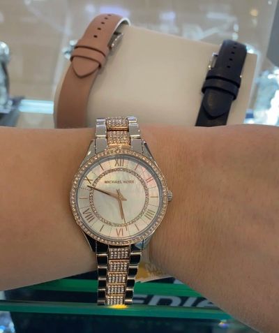 Лот: 16736576. Фото: 1. Часы Michael Kors MK4366. Оригинальные наручные часы
