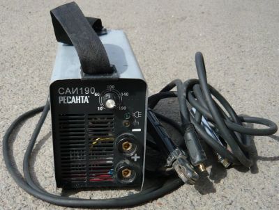 Лот: 3355622. Фото: 1. Сварочный инвертор Ресанта САИ... Сварочные аппараты